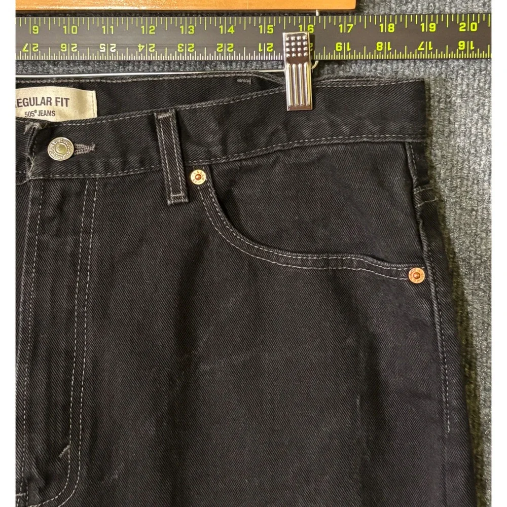 Levi's 505 Regular Fit Men's‎ 38x34 Black Denim Made in Canada